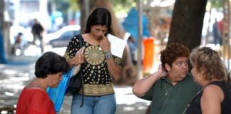 El desempleo en Brasil se mantiene estable, pero la informalidad vuelve a crecer