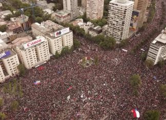Las protestas en Chile se avivan con la marcha más grande de su democracia