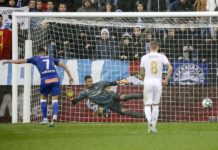 1-2. El Real Madrid gana a lo Alavés