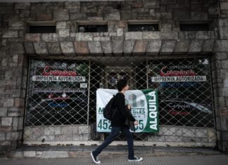 La economía argentina sigue estancada y se encamina a su peor saldo en años