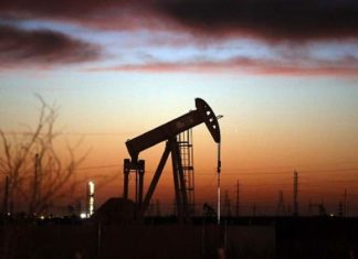 El petróleo de Texas rebota y gana un 3,5 % ante menor aumento de inventarios