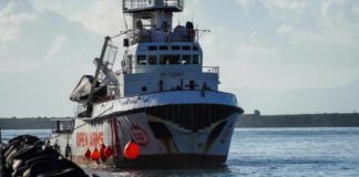 Los 15 migrantes del Open Arms desembarcarán en Malta