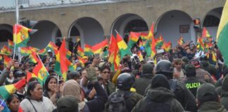 ¿Bolivia, ante un golpe de Estado o un vacío de poder?