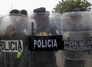 Policías latinoamericanos debaten en Guatemala sobre el desafío migratorio