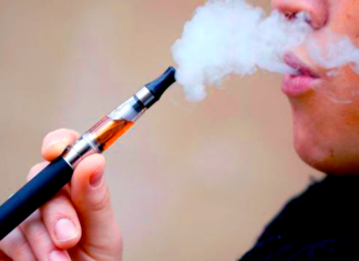 California demanda a Juul, el mayor fabricante de cigarrillos electrónicos