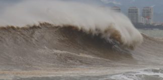 Raymond se debilita de tormenta tropical a baja presión remanente
