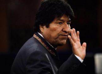 Evo Morales llega a México tras recibir asilo político