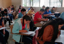 Concurso de plazas para docentes está viciado, denuncian colegios magisteriales