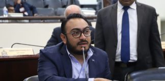 Presentan proyecto para que empresa privada y sector público contrate a personas de 35 a 55 años de edad