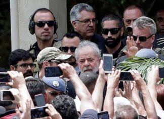 El expresidente brasileño Lula sale de la cárcel 1 año y 7 meses después