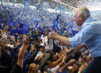 Mauricio Oliva promete reventar urnas con votos azules