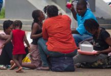 Alarma a congresistas racismo que enfrentan migrantes africanos en México