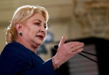 Rumanía elige mañana presidente entre Iohannis y Dancila, dos caras conocidas