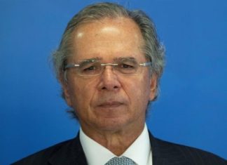 Chile resolverá sus problemas antes que Venezuela, dice el ministro brasileño de Economía