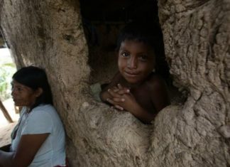 Guatemala afronta una pobreza multidimensional del 61%