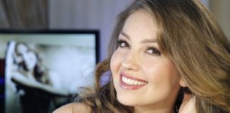 Thalía sorprende a sus fans con un realista disfraz de Doctor Strange