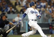 Medias Blancas firman al cubano Grandal por cuatro temporadas y 73 millones