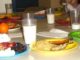Las comidas de niños en escuelas religiosas no son las más sanas