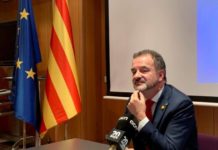 Un tribunal suspende la apertura de delegaciones de Cataluña en México y Argentina