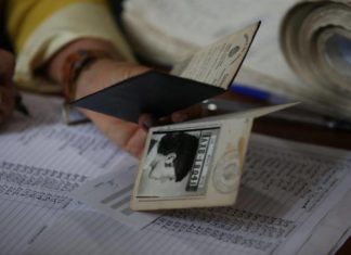 Claves para entender la segunda vuelta electoral en Uruguay