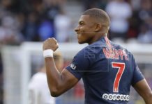 El PSG abre contactos para prolongar el contrato de Mbappé