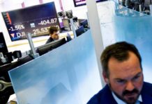 Wall Street cierra mixto pero el Nasdaq sigue por encima de los 9.000 puntos