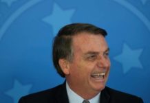 La mejoría económica frena la caída de la popularidad de Bolsonaro en Brasil
