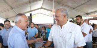 Óscar Álvarez se suma al movimiento de Mauricio Oliva