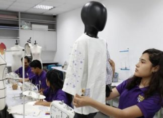 Un pijama para regenerar la piel de los niños quemados en Perú