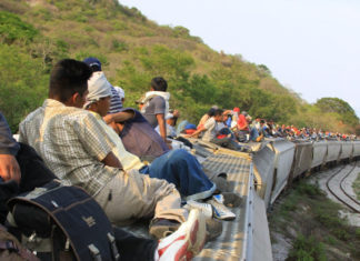 Pobreza y pandillas, males persistentes que motivan migración centroamericana