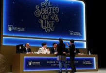 Un madrugador «Gordo» de Navidad reparte millones de euros en España