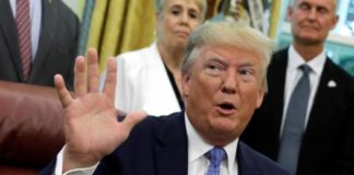 Una corte federal acepta una demanda contra Trump por su hotel en Washington