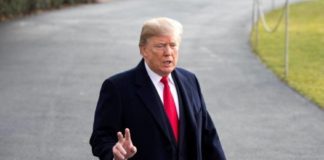 Legisladores piden a Trump materiales de COVID-19 en español y otras idiomas