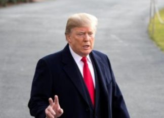 Trump dice que aprobará por orden ejecutiva reforma migratoria