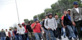 Solo el 0,1 % de los migrantes regresados a México obtienen asilo en EE.UU.
