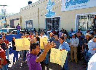 Sindicalistas del SANAA denuncian incumplimiento en pago de prestaciones