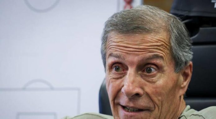 Tabárez: «No puedo creer que el nivel de Federico Valverde sea este y se quede ahí»