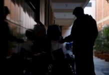 Llegan 4 hondureños a Guatemala y suman 8 centroamericanos enviados por EEUU