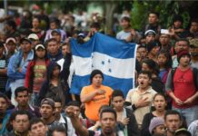 Inmigrantes hondureños son la base de la débil economía de su país