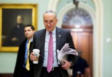 Demócratas califican de «farsa» la primera jornada de juicio político a Trump