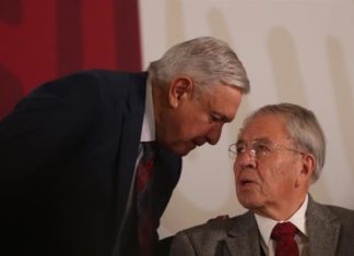 López Obrador defiende nuevo instituto de salud de México tras duras críticas