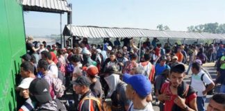 Al menos 400 migrantes hondureños de la caravana han regresado a su país