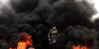 Al menos 12 muertos en 48 horas tras reavivarse las protestas en Irak