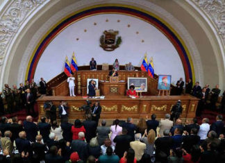 Constituyente venezolana acusa a Eurocámara de querer desestabilizar el país