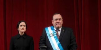 Las sorpresas del gobierno saliente para el nuevo presidente de Guatemala
