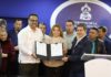 Gobierno de Honduras aumenta mil lempiras a maestros del sector público