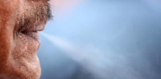 Los hispanos son menos propensos a dejar de fumar