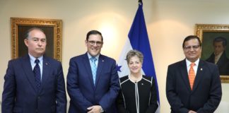 Juran nuevos embajadores de Honduras en Brasil, Chile y Perú