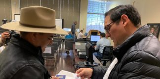 Más de ocho mil hondureños fueron atendidos en el gran Consulado Móvil en EEUU