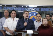 Honduras pide a bancos extender el plazo de créditos para construir represas